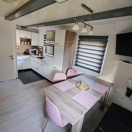 Emia Family House Catez * Brezice