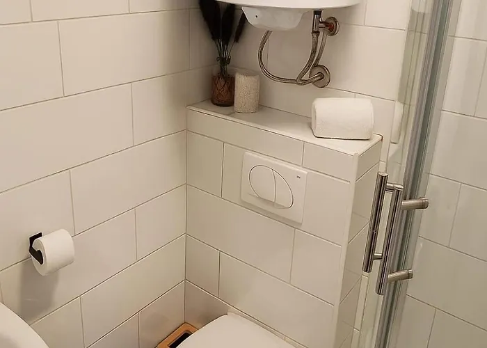 Emia Family House Catez